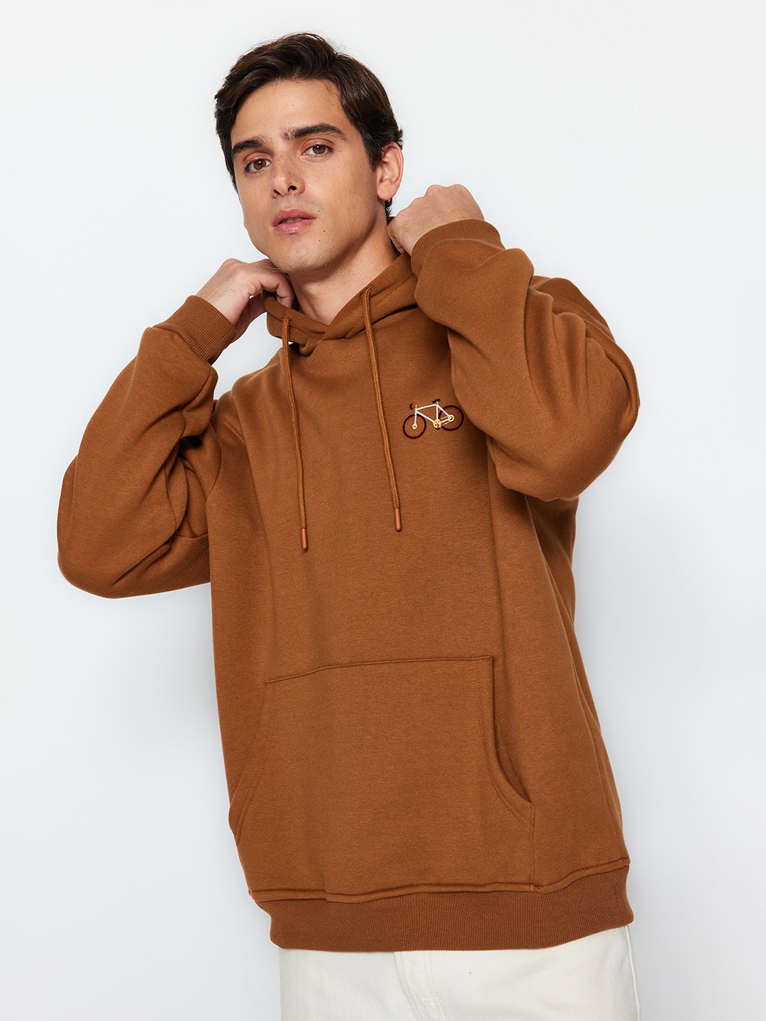 

Trendyol Hooded Pullover Sweatshirt, Brown