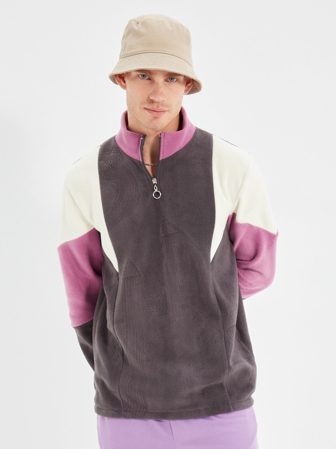 

Trendyol Colourblocked Mock Collar Sweatshirt, Grey