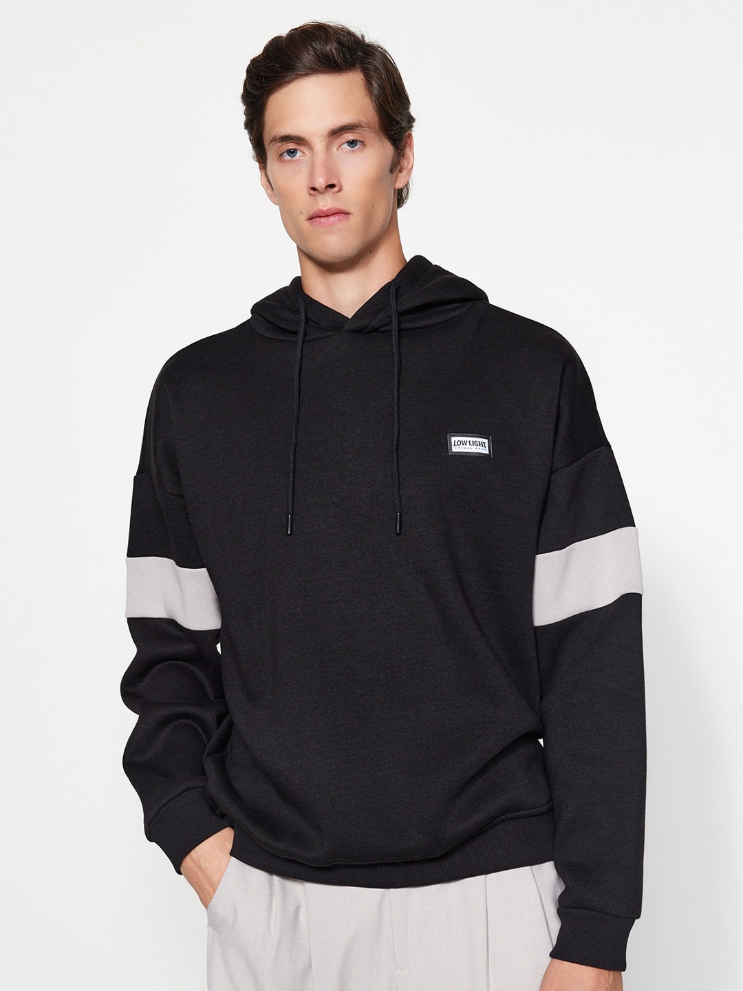 

Trendyol Hooded Long Sleeves Sweatshirt, Black