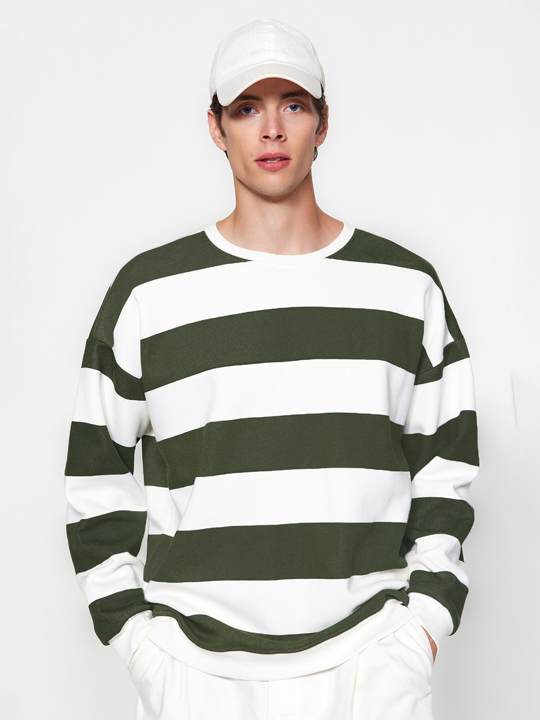 

Trendyol Unisex Striped Long Sleeves Pullover, Green