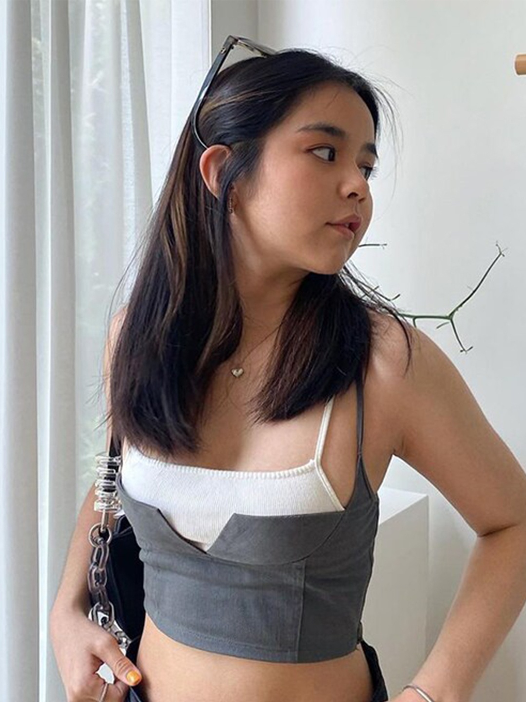 

StyleCast Grey Layered Colourblocked Fitted Crop Top
