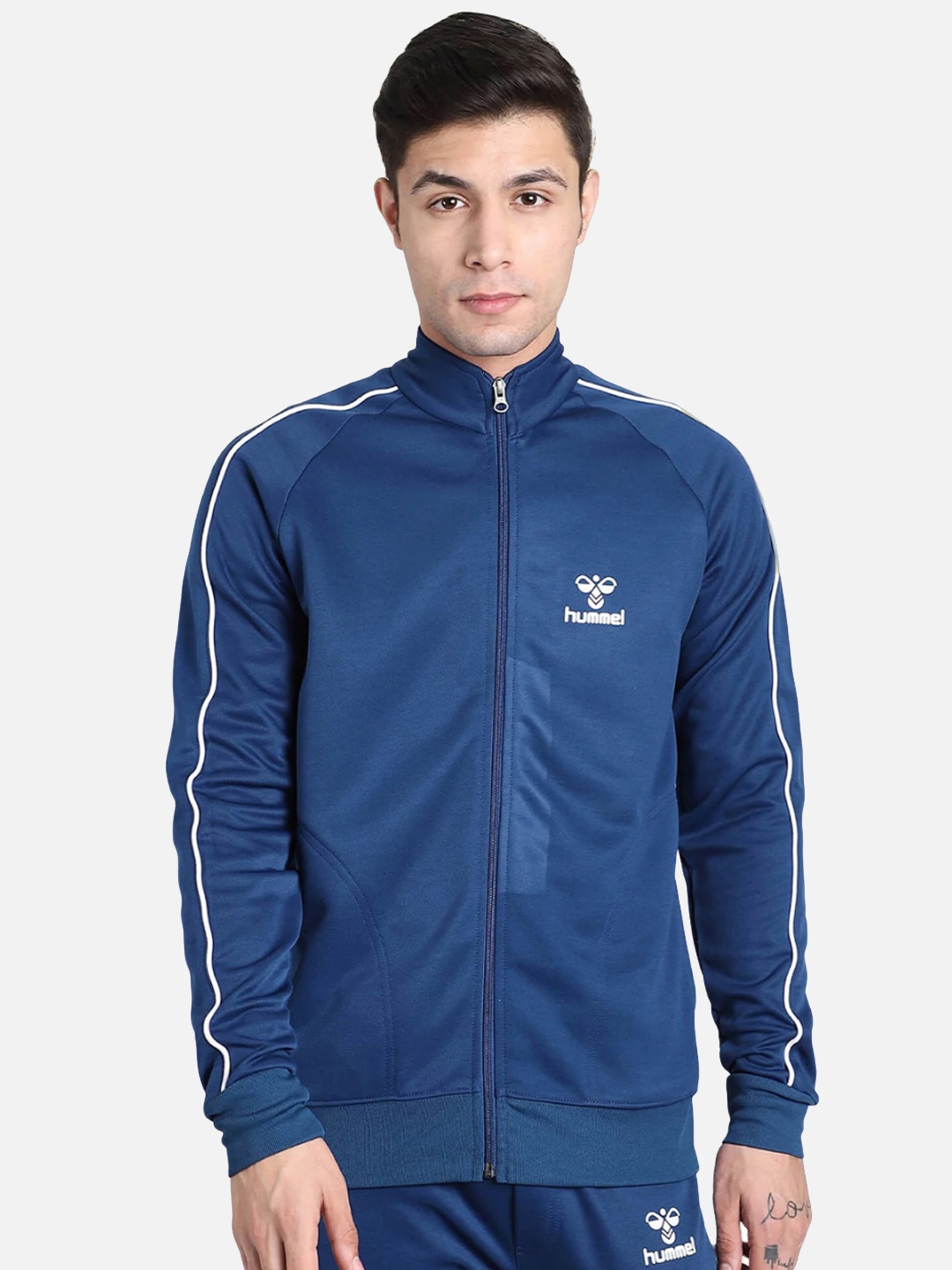 

hummel Stand Collar Lightweight Sporty Jacket, Blue