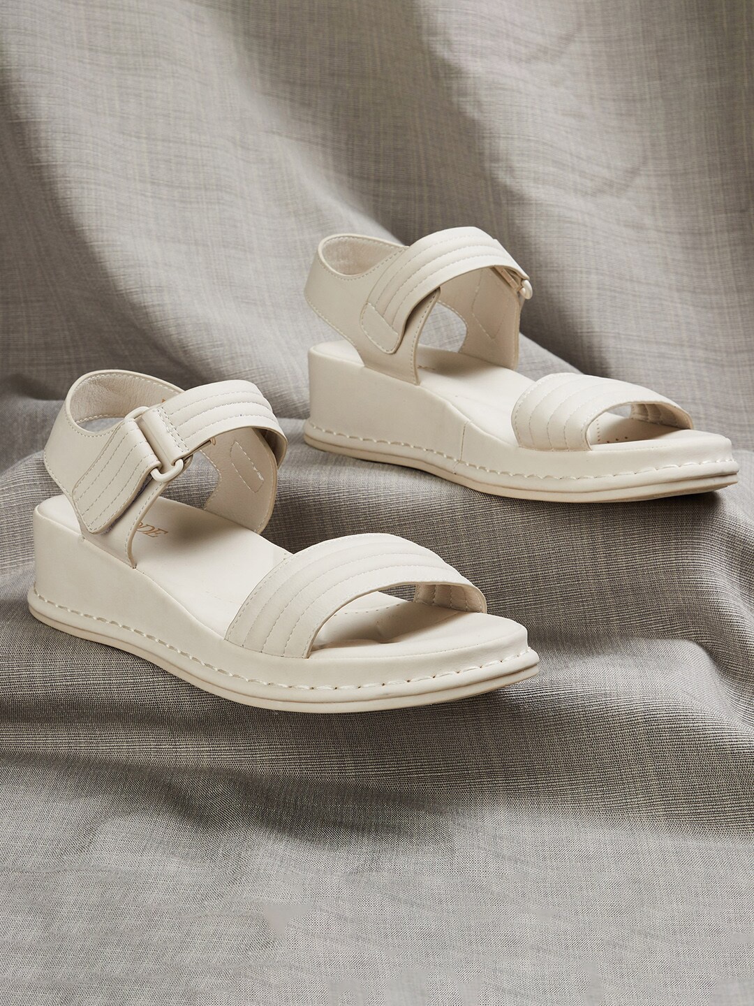 

CODE by Lifestyle Velcro Open Toe Flats, Off white
