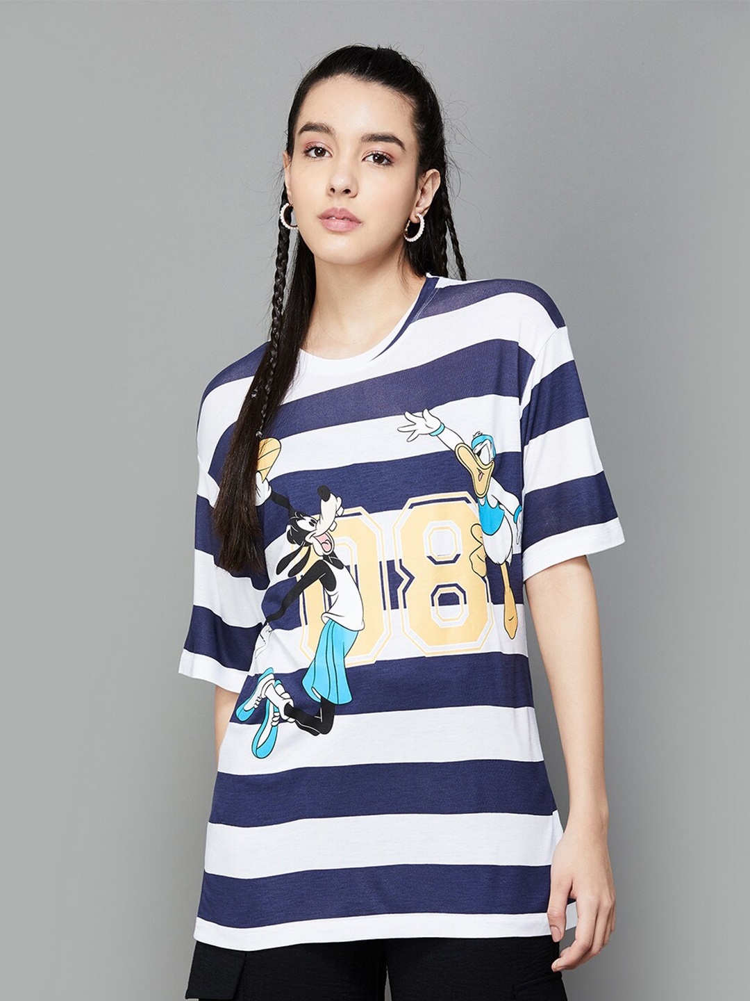 

Ginger by Lifestyle Mickey & Donald Printed Round Neck Drop-Shoulder Sleeves T-shirt, White