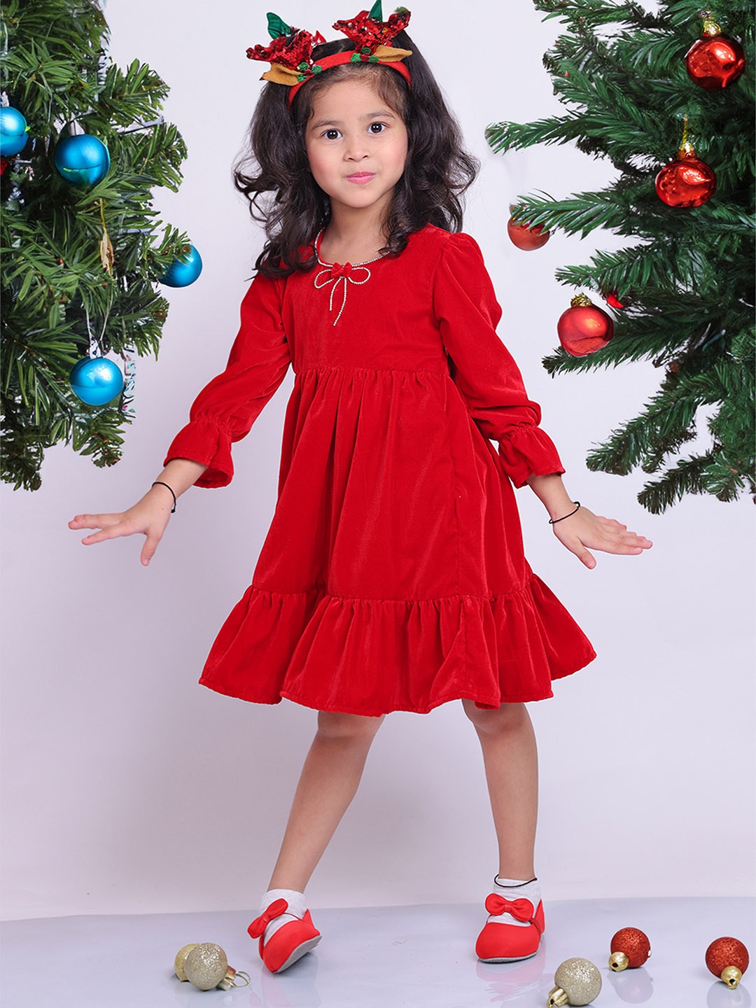 

Little Carrot Girls Puff Sleeves Velvet Fit & Flare Dress, Red