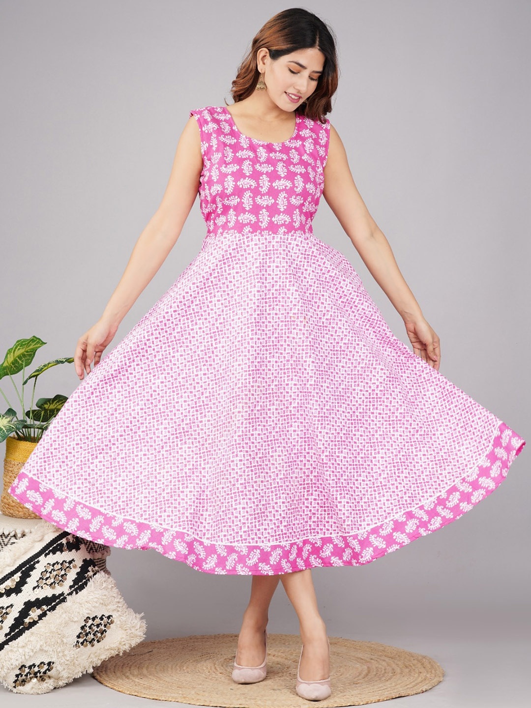 

UNIBLISS Ethnic Motifs Printed A-line Ethnic Dress, Pink