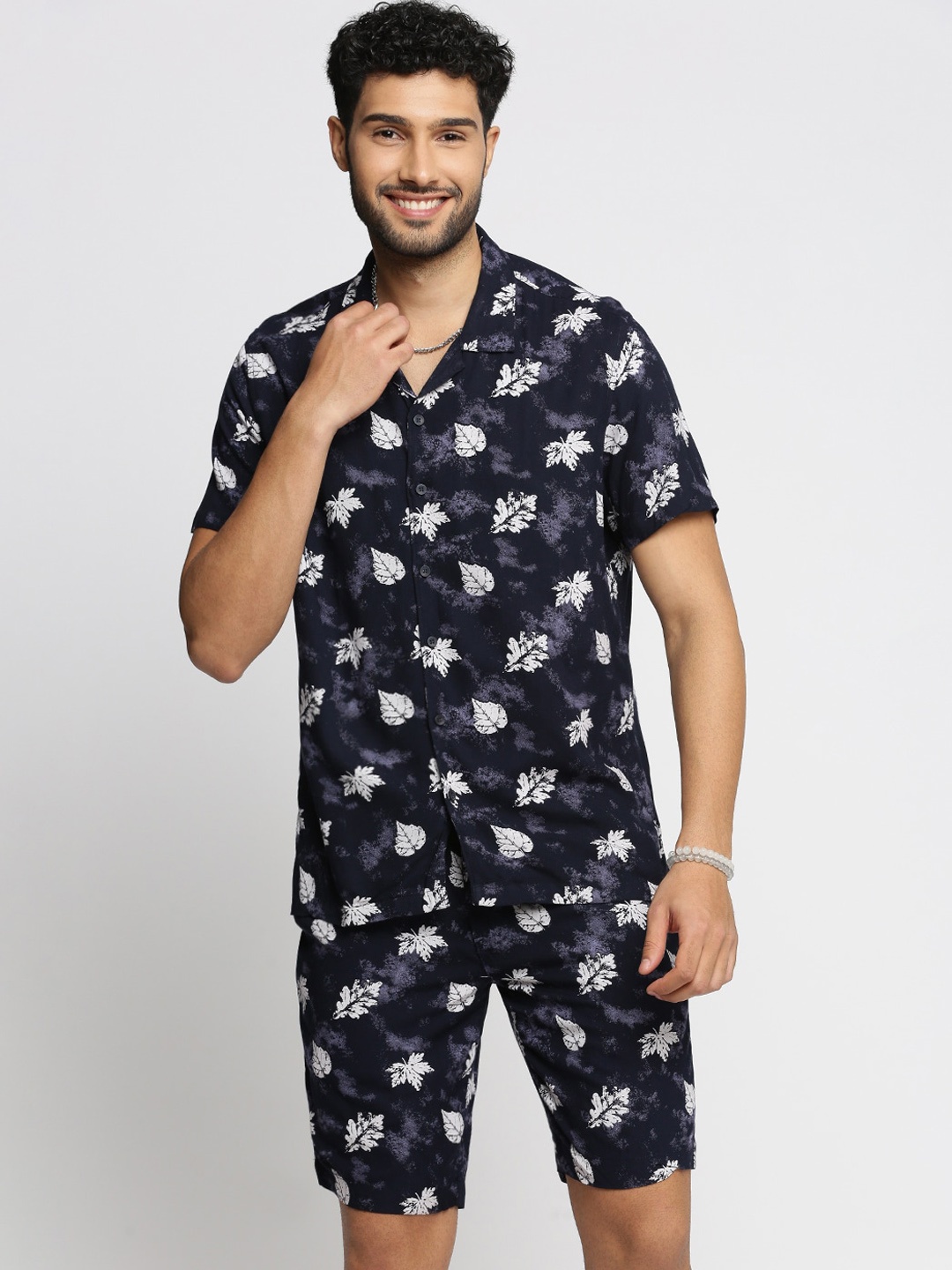 

SHOWOFF Printed Oversized Shirt With Shorts Co-Ords, Navy blue