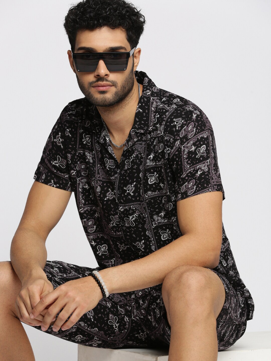 

SHOWOFF Printed Oversized Shirt With Shorts Co-Ords, Black