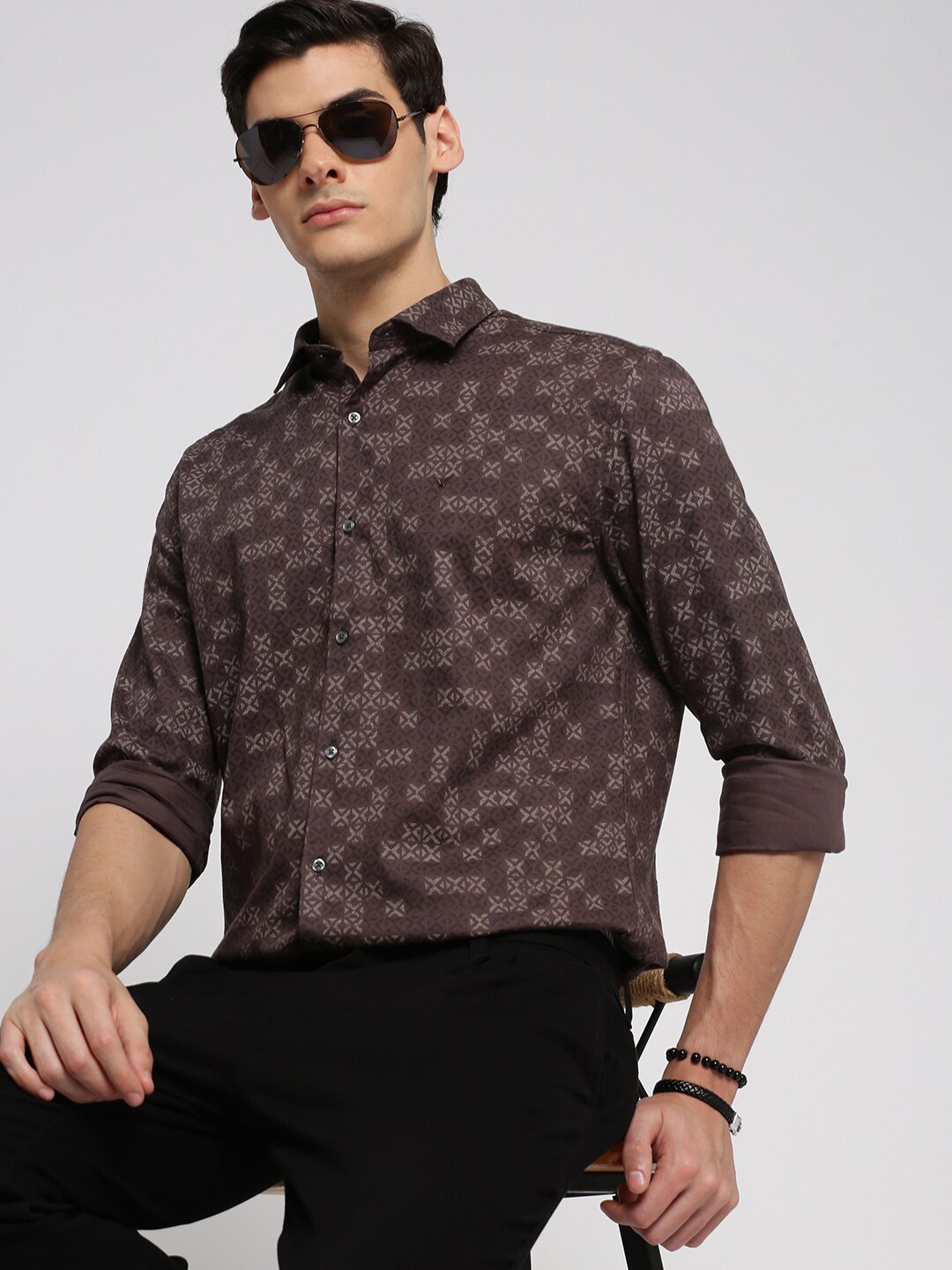 

SHOWOFF Premium Slim Fit Geometric Printed Oxford Weave Cotton Casual Shirt, Brown
