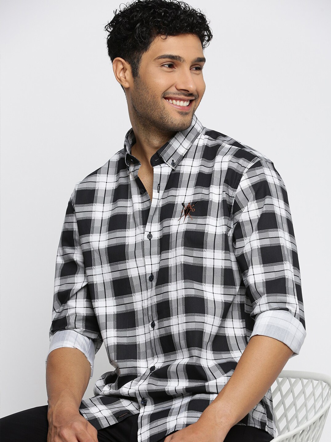 

SHOWOFF Checked Smart Slim Fit Cotton Casual Shirt, Black