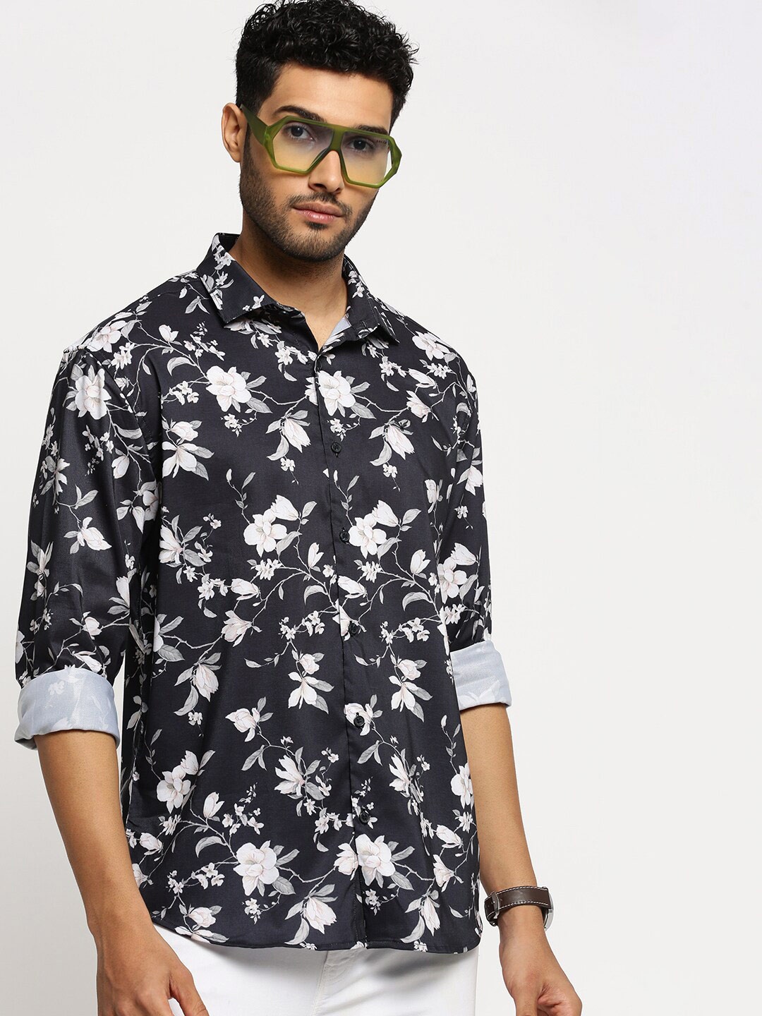 

SHOWOFF Standard Slim Fit Floral Printed Twill Cotton Shirt, Black