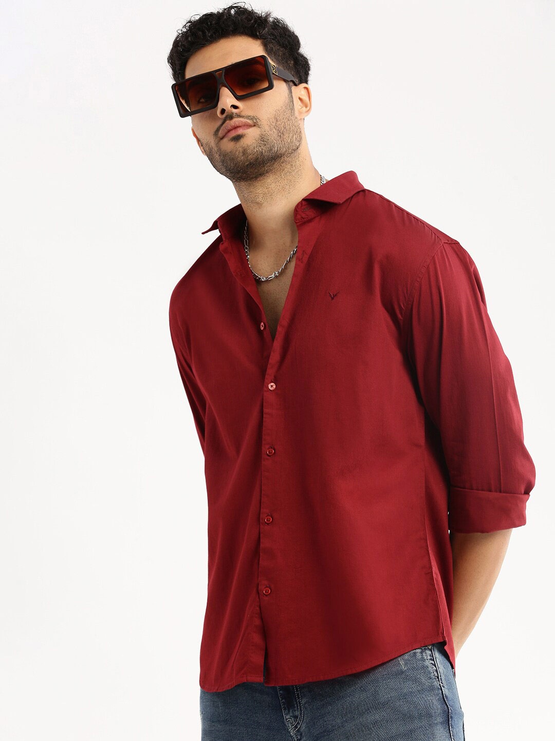 

SHOWOFF Standard Slim Fit Cotton Casual Shirt, Maroon