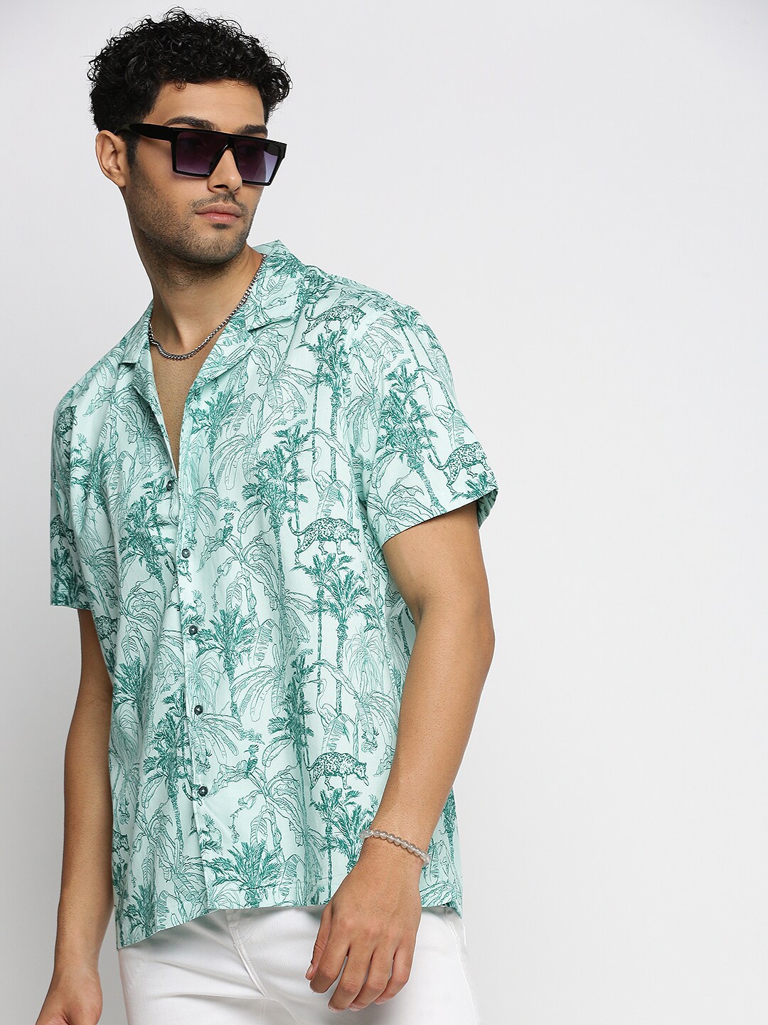 

SHOWOFF Premium Conversational Printed Cuban Collar Cotton Casual Shirt, Sea green