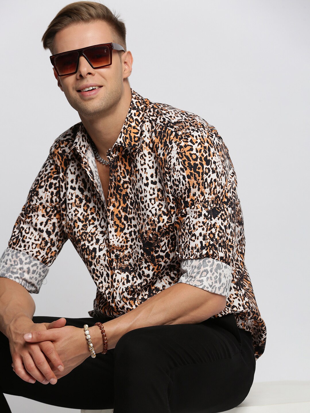 

SHOWOFF Smart Slim Fit Animal Printed Twill Cotton Casual Shirt, Black