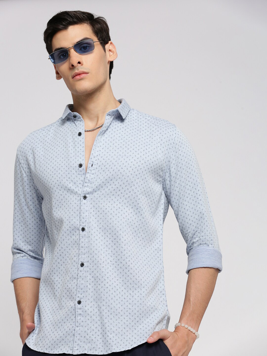 

SHOWOFF Standard Slim Fit Micro Ditsy Printed Oxford Spread Collar Cotton Casual Shirt, Blue