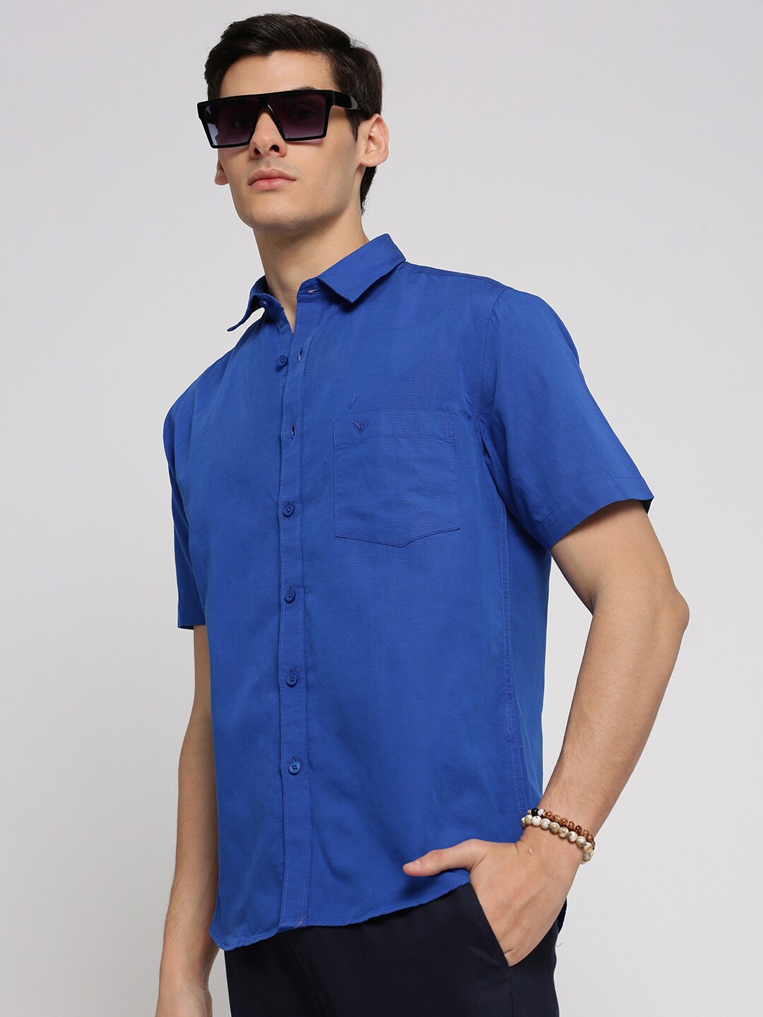 

SHOWOFF Standard Slim Fit Chambray Spread Collar Short Sleeves Cotton Casual Shirt, Blue