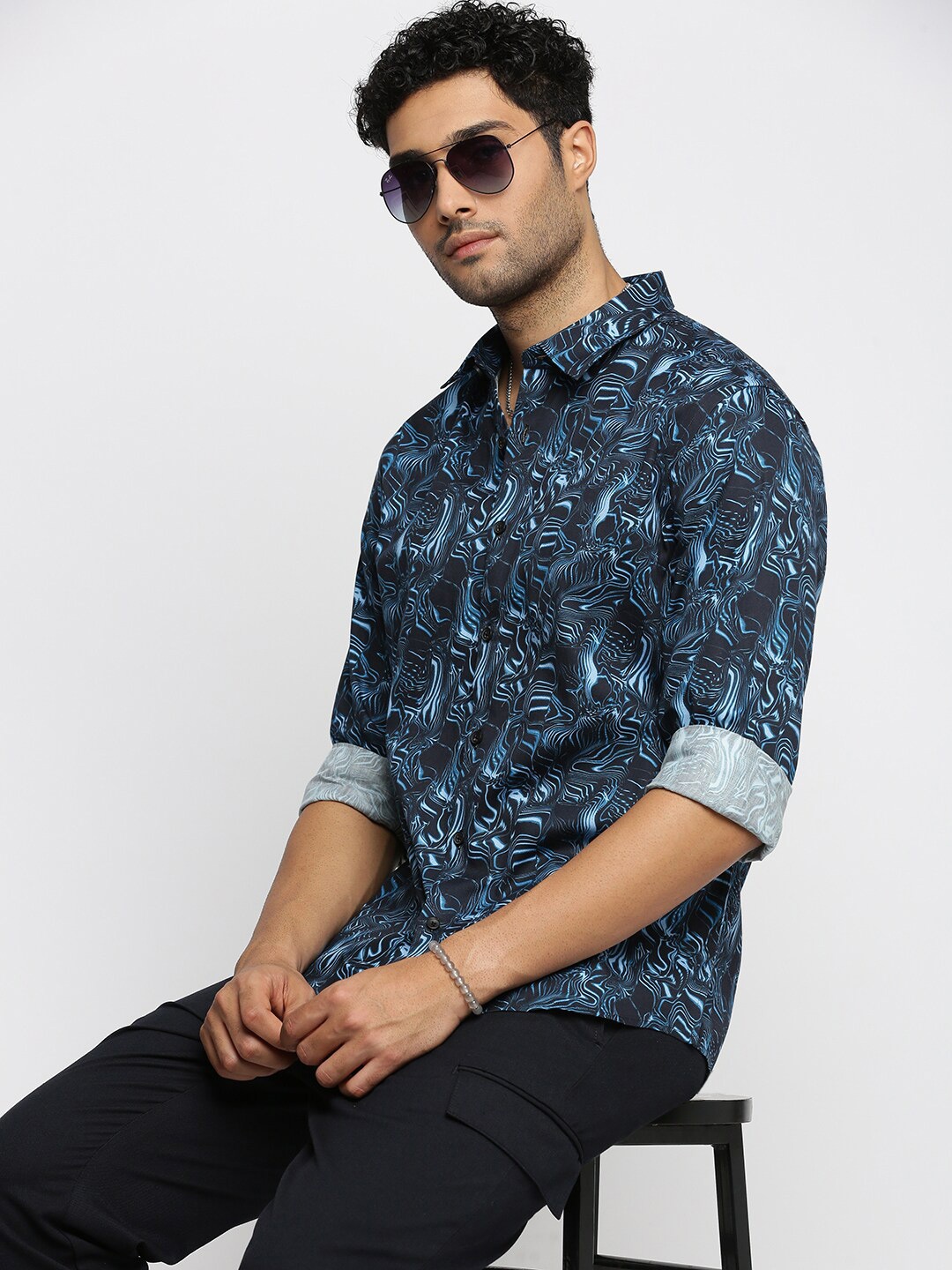 

SHOWOFF Men Blue Smart Slim Fit Opaque Printed Casual Shirt