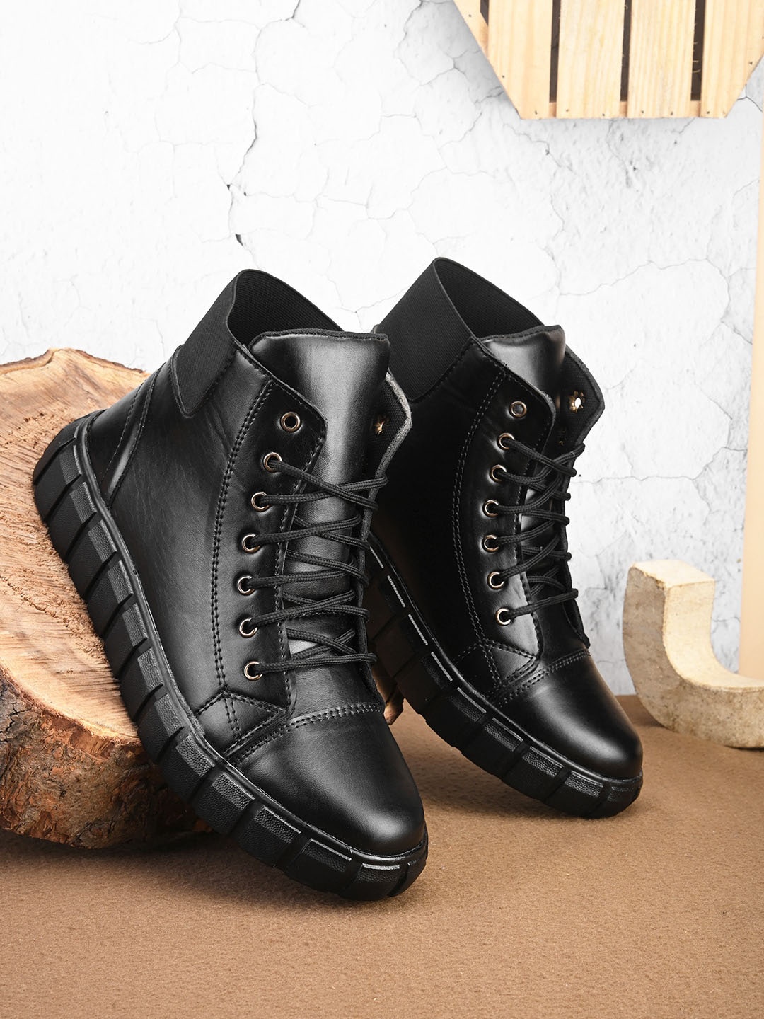 

Prolific Men High-Top Lightweight Lace-Up Boots, Black