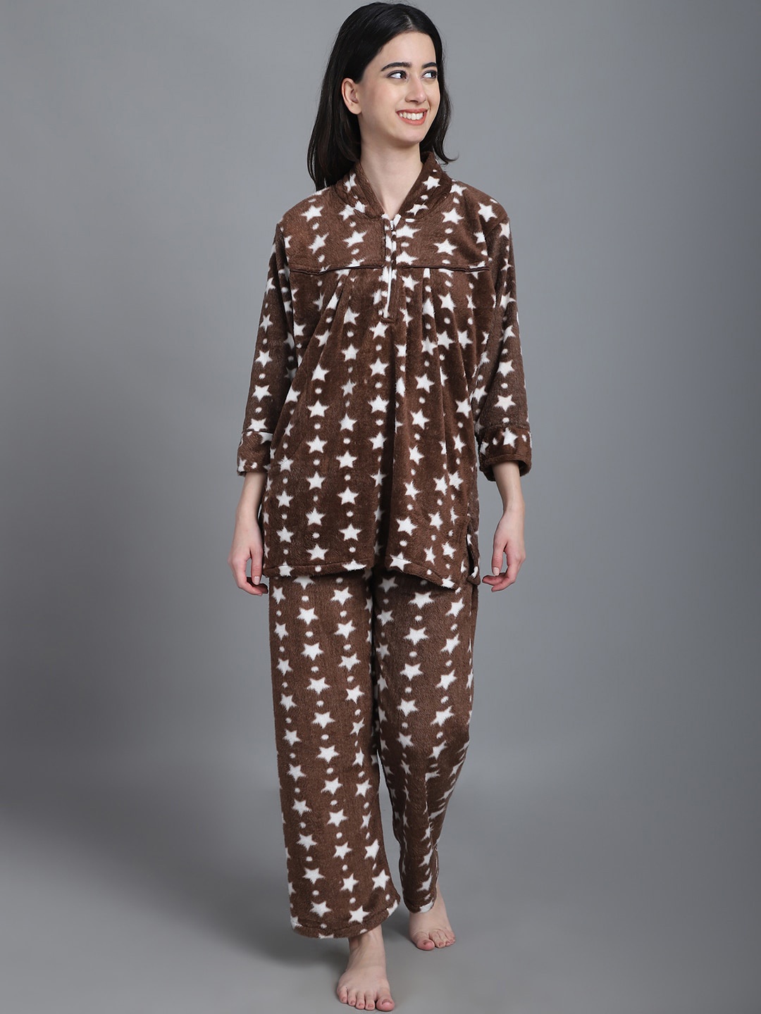 

Shararat Geometric Printed Pure Wool Night Suit, Brown