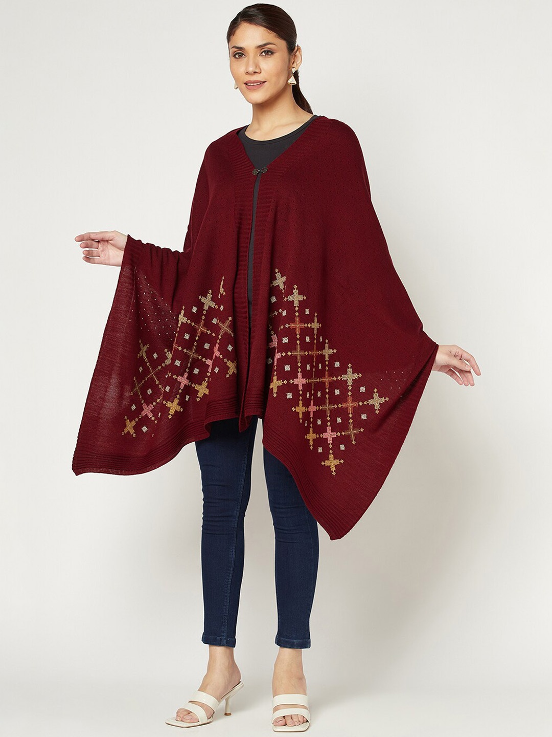 

Knitstudio Self-Design Acrylic Shawl, Maroon