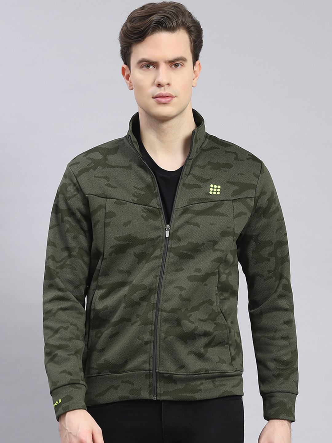 

rock.it Camouflage Printed Mock Collar Front-Open Sweatshirt, Olive