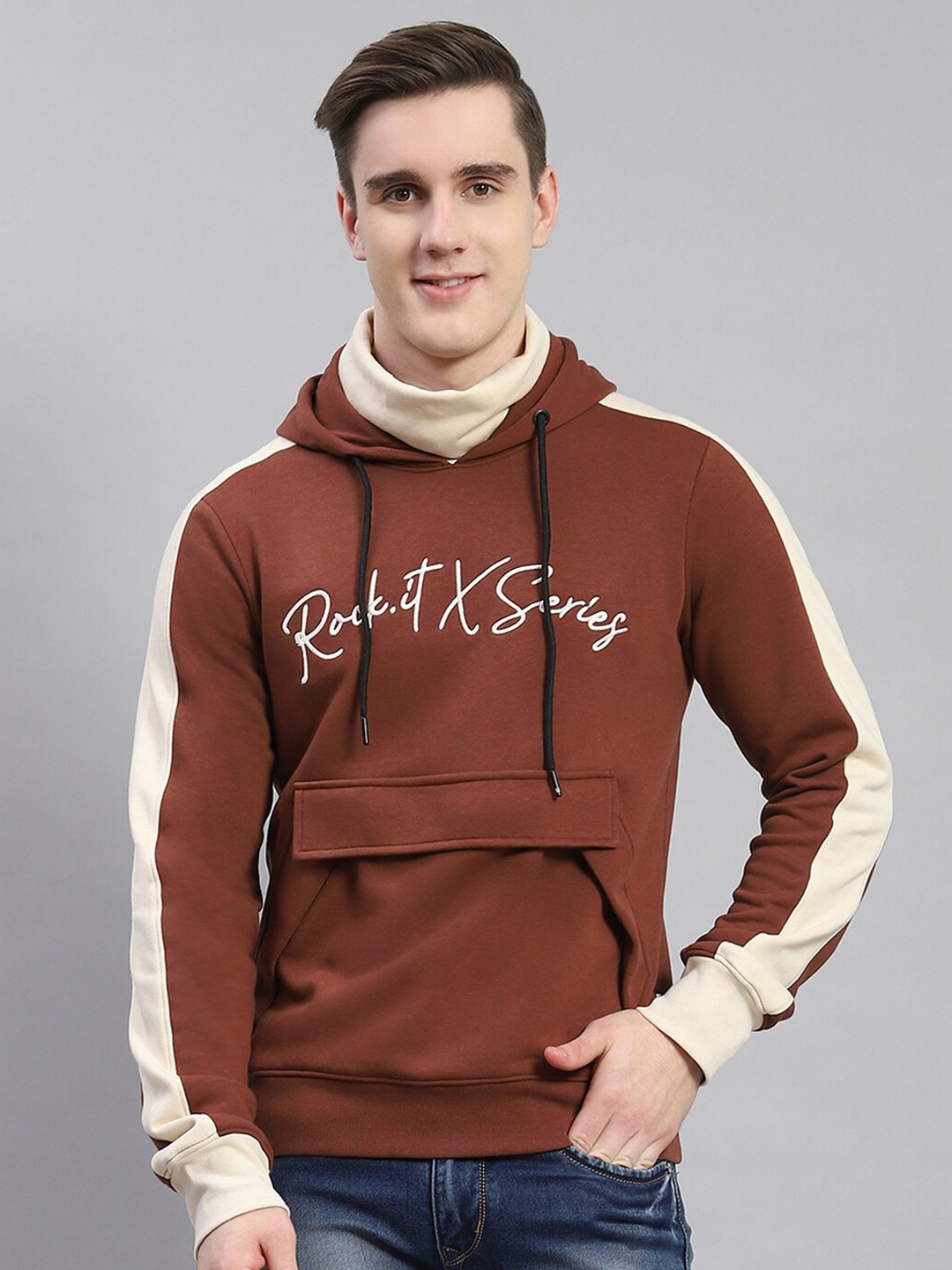 

rock.it Typographic Printed Hooded Sweatshirt, Coffee brown