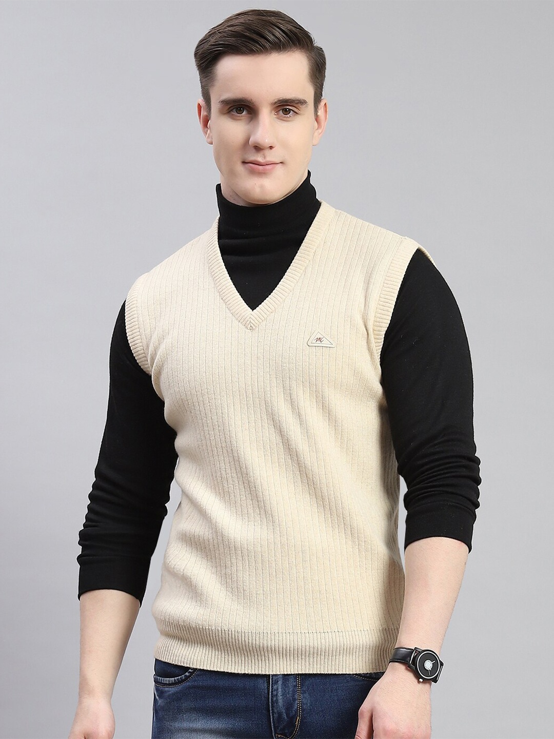 

Monte Carlo Striped V-Neck Woollen Sweater Vest, Beige