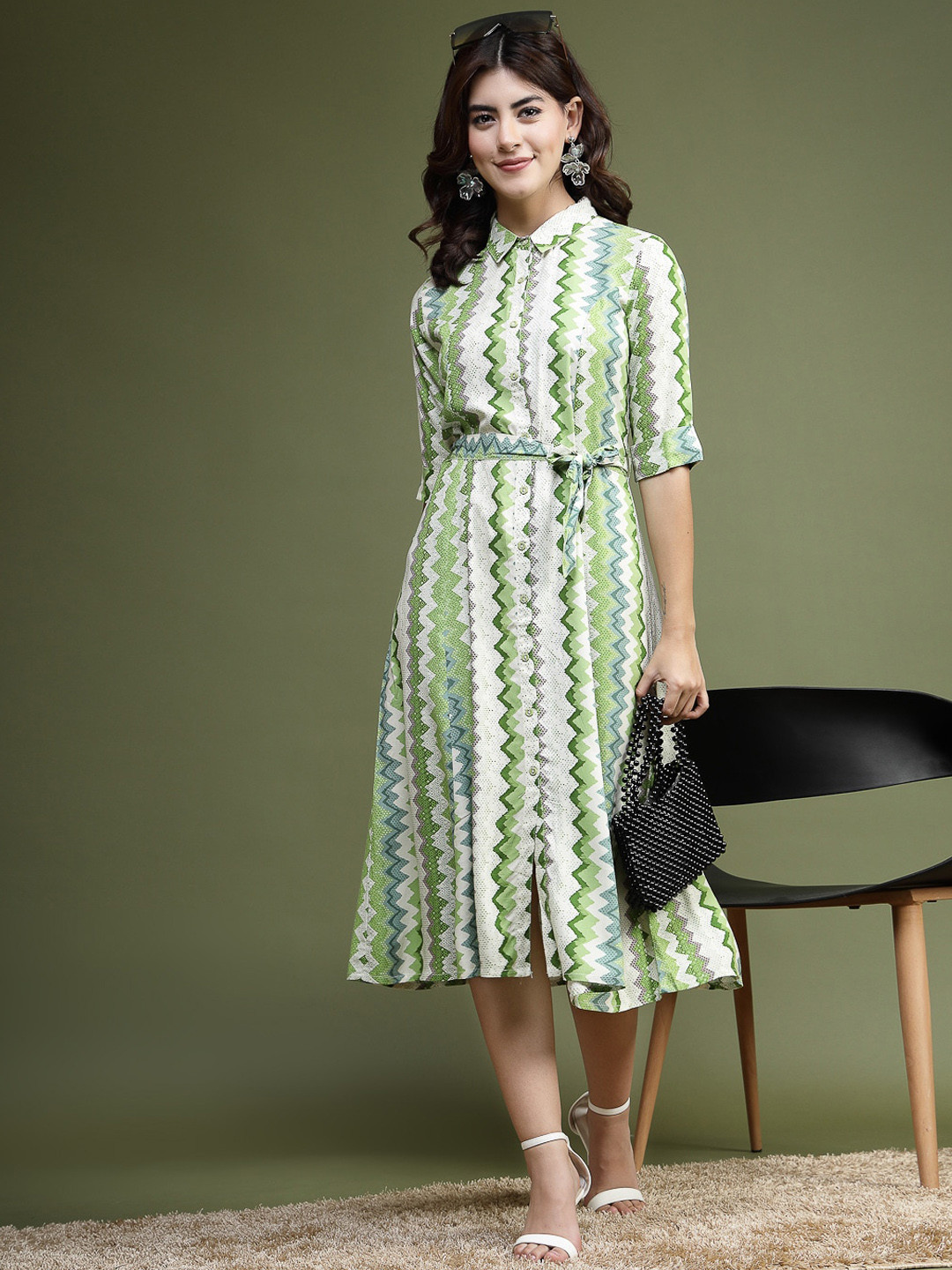 

Sangria Abstract Printed Tie-Ups Fit & Flare Ethnic Dress, Green