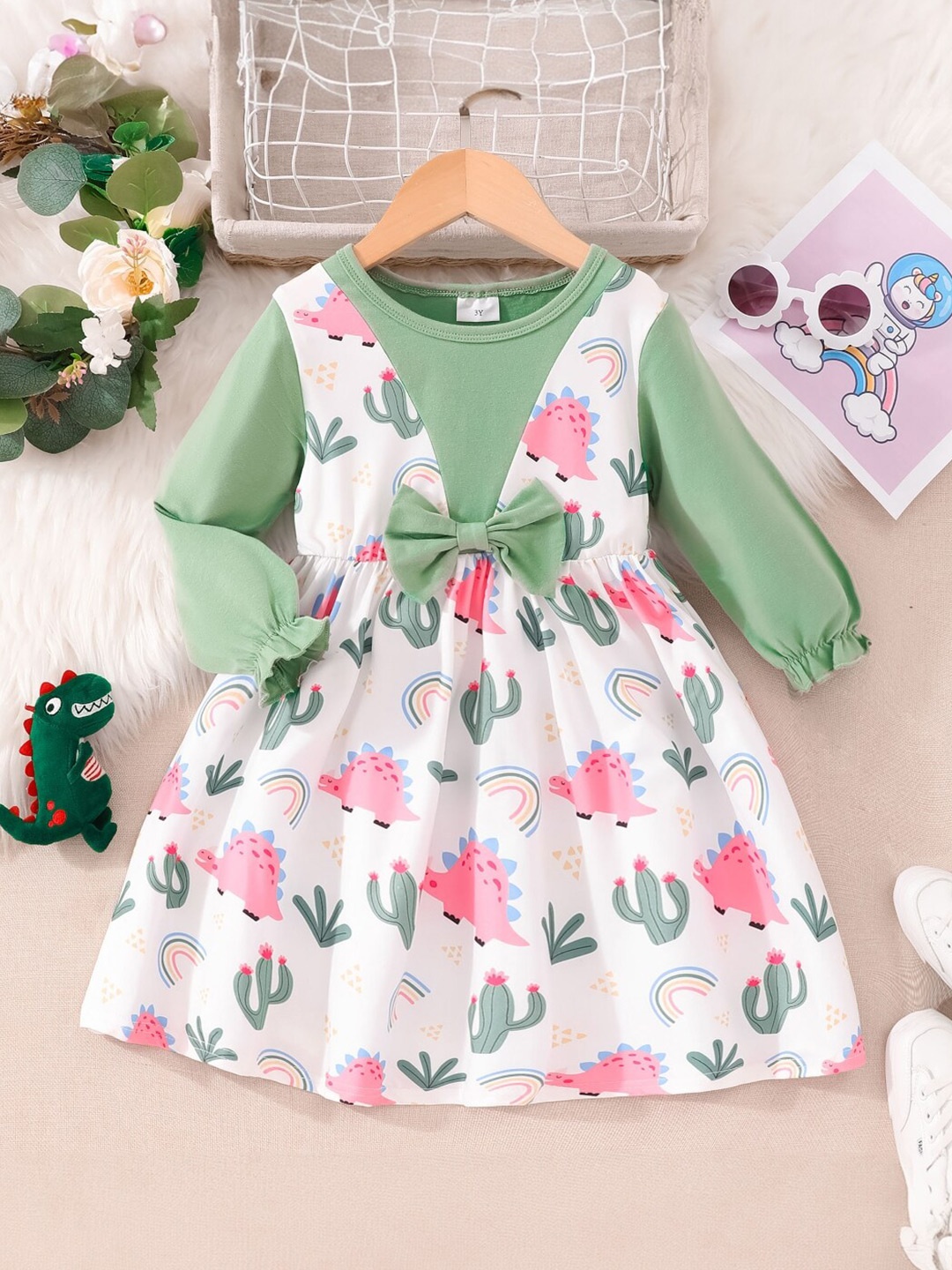 

StyleCast Girls Green Conversational Printed A-Line Dress