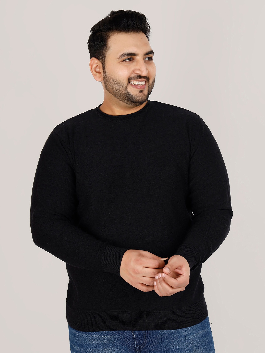 

Sztori Plus Size Round Neck Pullover Sweater, Black