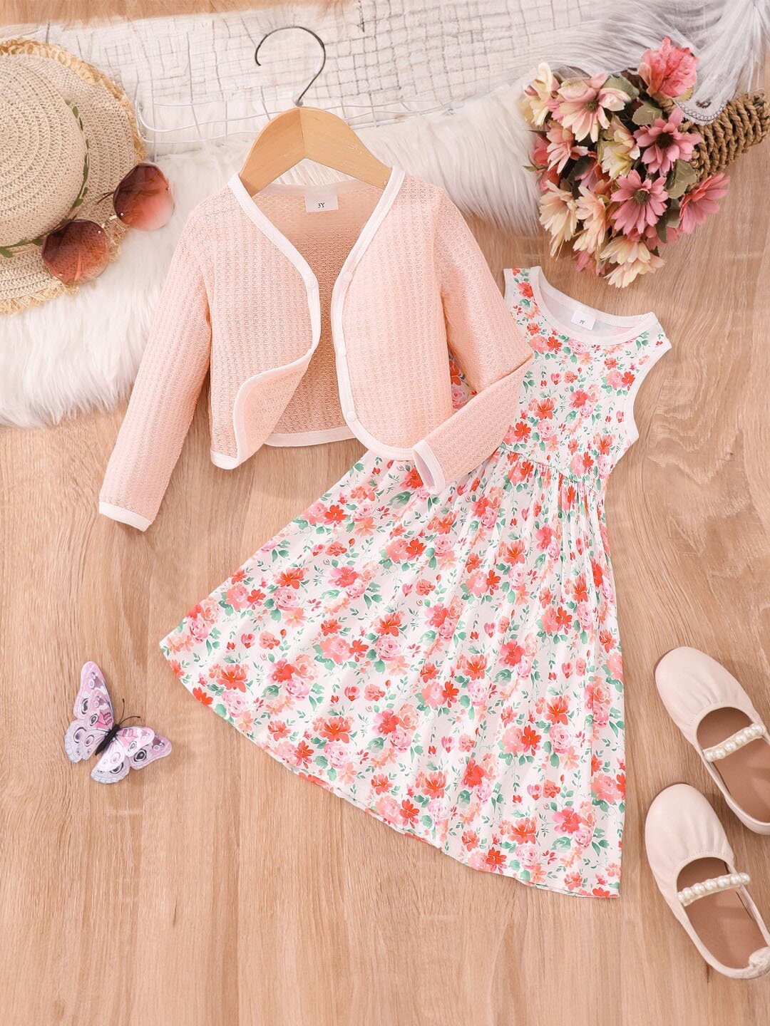 

StyleCast White & Peach-Coloured Girls Floral Printed Fit & Flared Midi Dress With Shrug