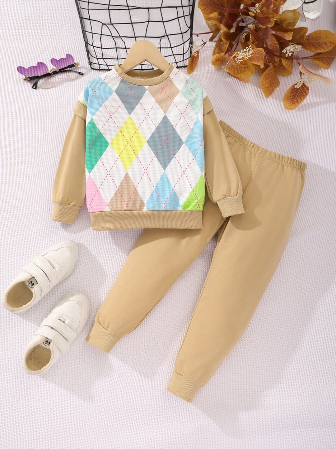 

StyleCast Girls Brown & White Printed Top with Trousers