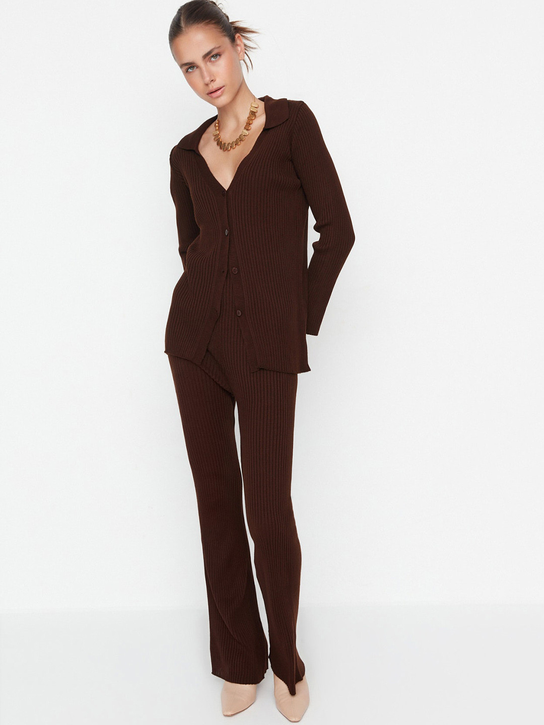 

Trendyol Ribbed V-Neck Top with Trousers, Brown