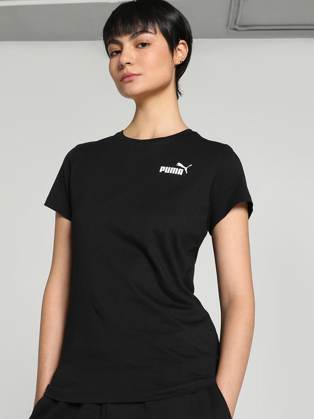 

Puma Small Logo Round Neck Cotton T-shirt, Black
