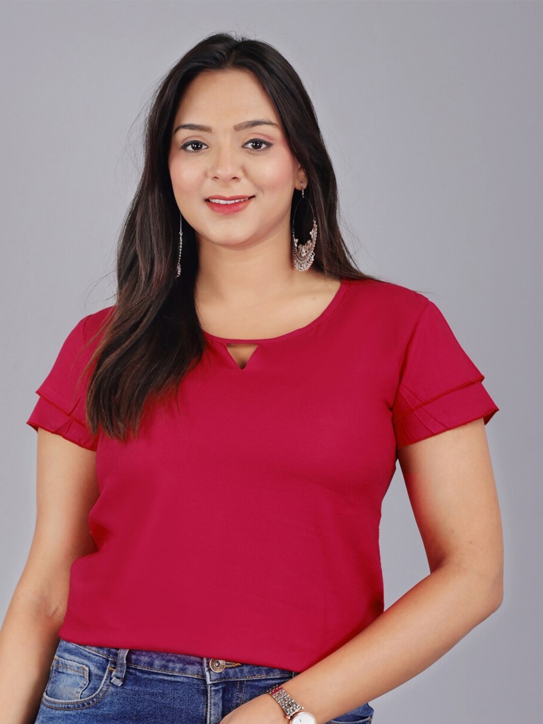 

BAESD Keyhole Neck Regular Top, Maroon
