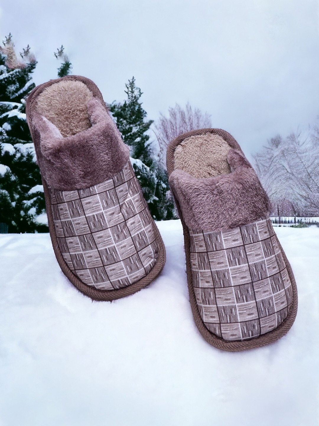 

Pampy Angel Men Checked Fur Room Slippers, Brown