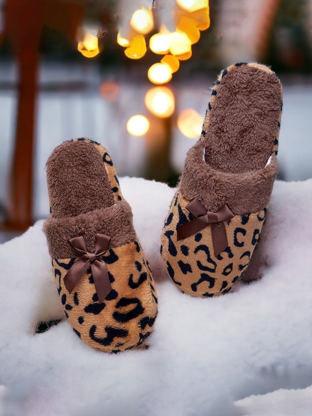 

Pampy Angel Women Animal Printed Bow Detail Winter Warm Fur Room Slippers, Brown
