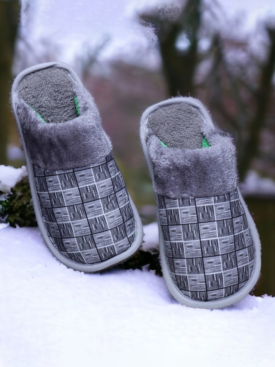 

Pampy Angel Men Checked Fur Room Slippers, Grey