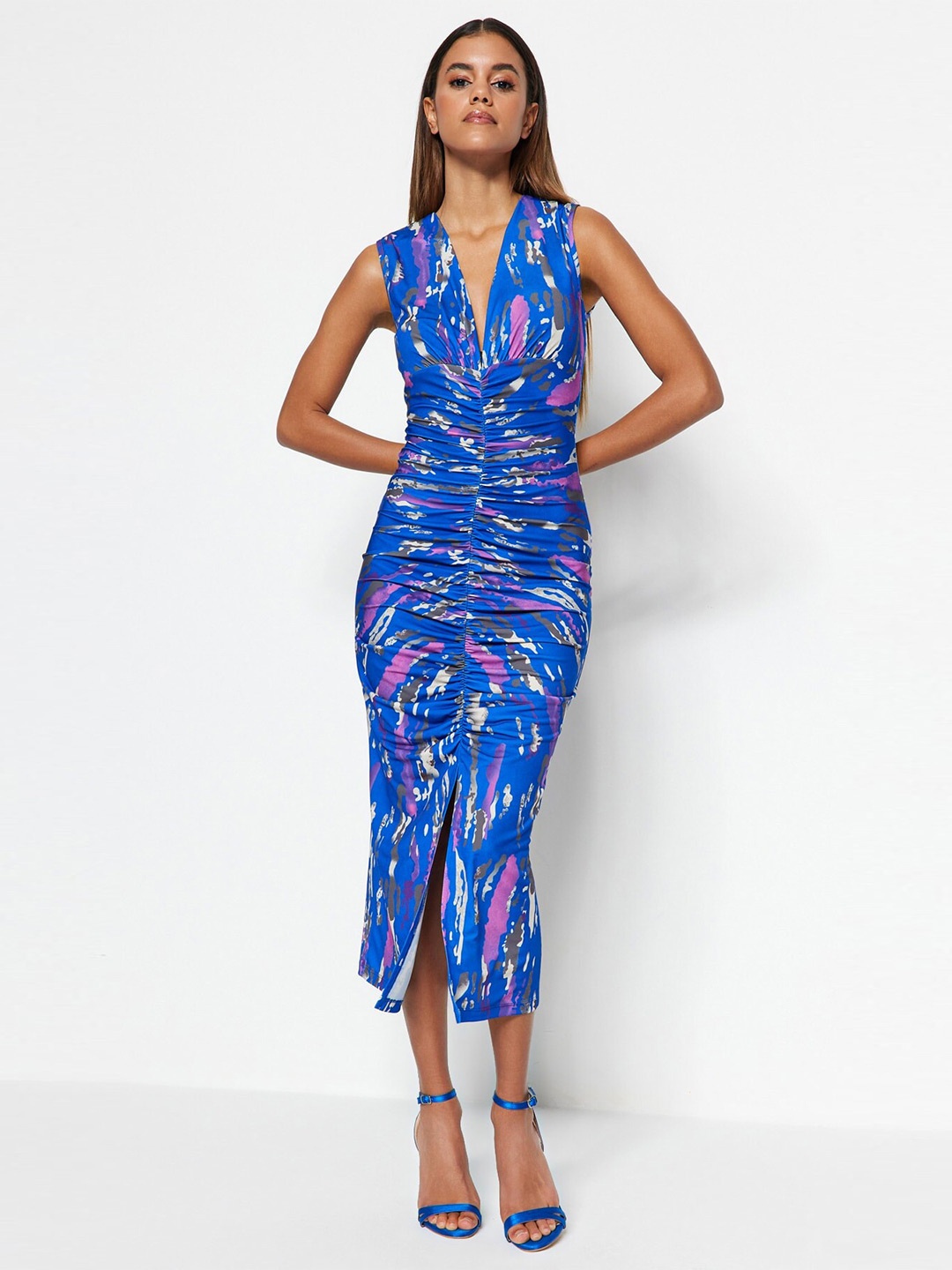 

Trendyol V-Neck Abstract Printed Sheath Dress, Blue