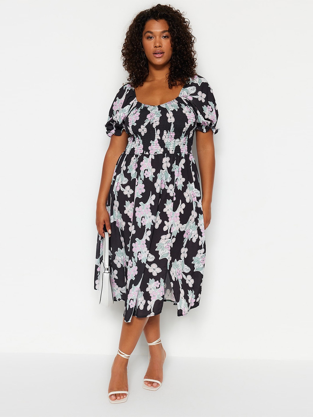 

Trendyol Floral Printed Sweetheart Neck Puff Sleeve Smocked Fit & Flare Midi Dress, Black