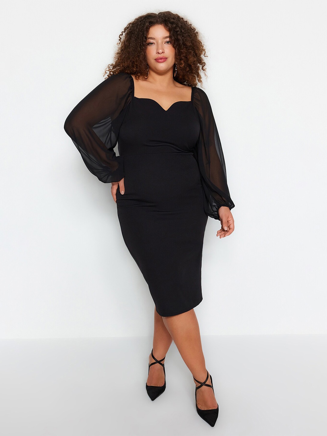 

Trendyol Plus Size Sweetheart Neck Puff Sleeves Bodycon Dress, Black