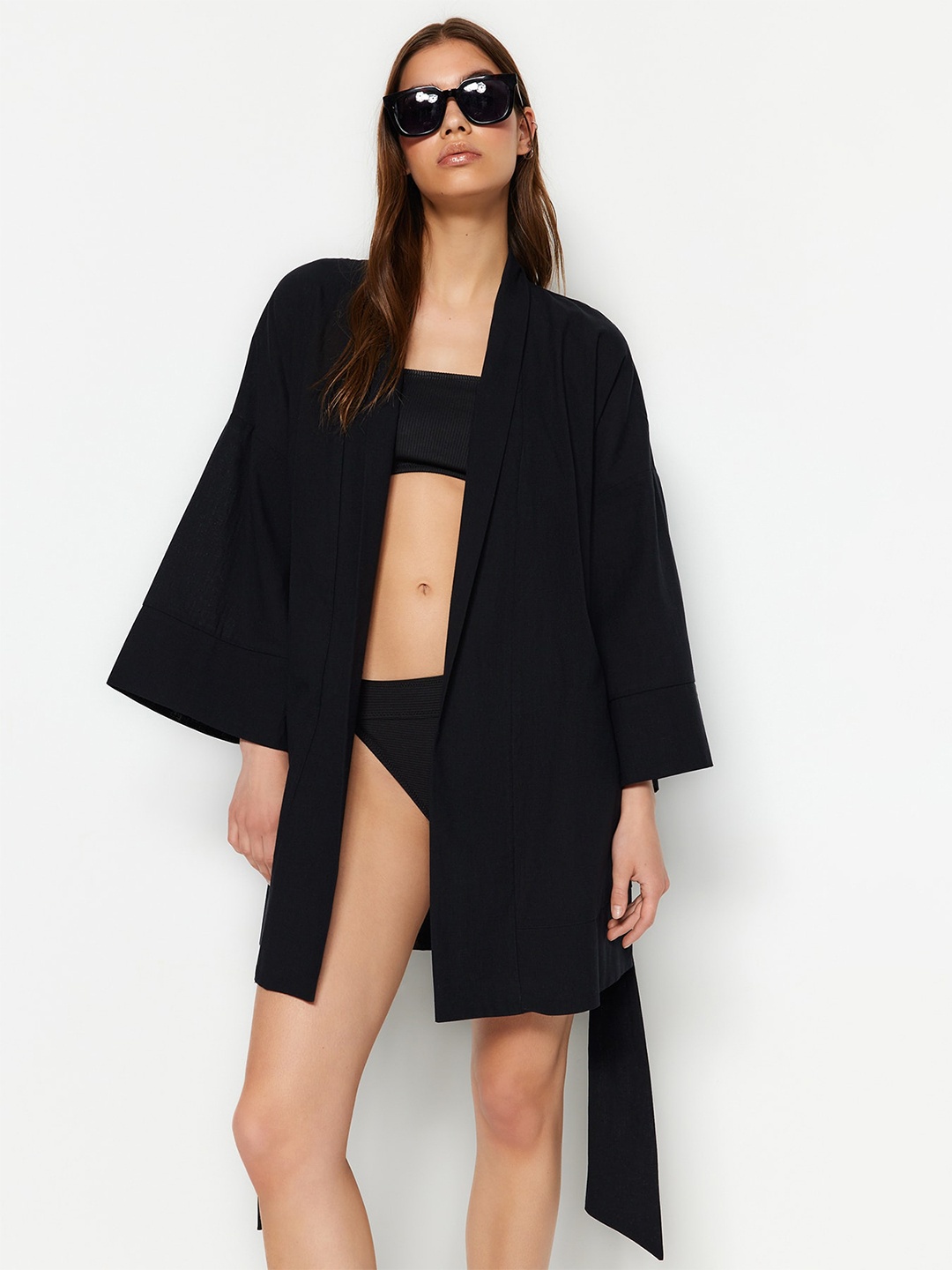 

Trendyol V-Neck Tie-Ups Mini Swimwear Cover up Top, Black