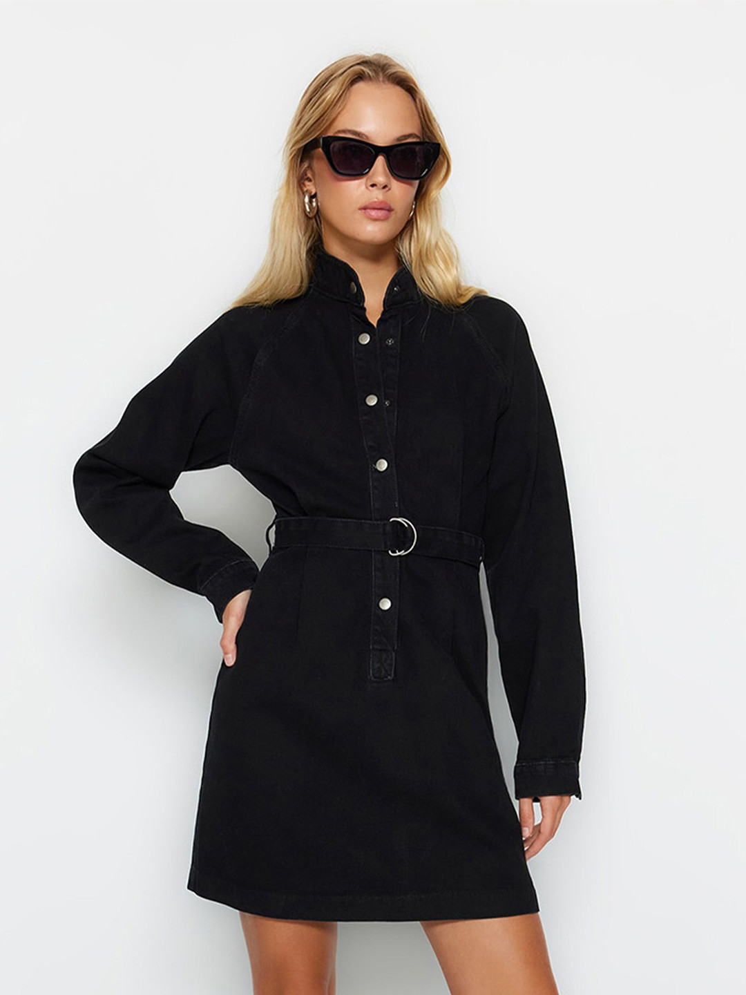 

Trendyol Mandarin Collar Cuffed Sleeves Belted Cotton Shirt Dress, Black