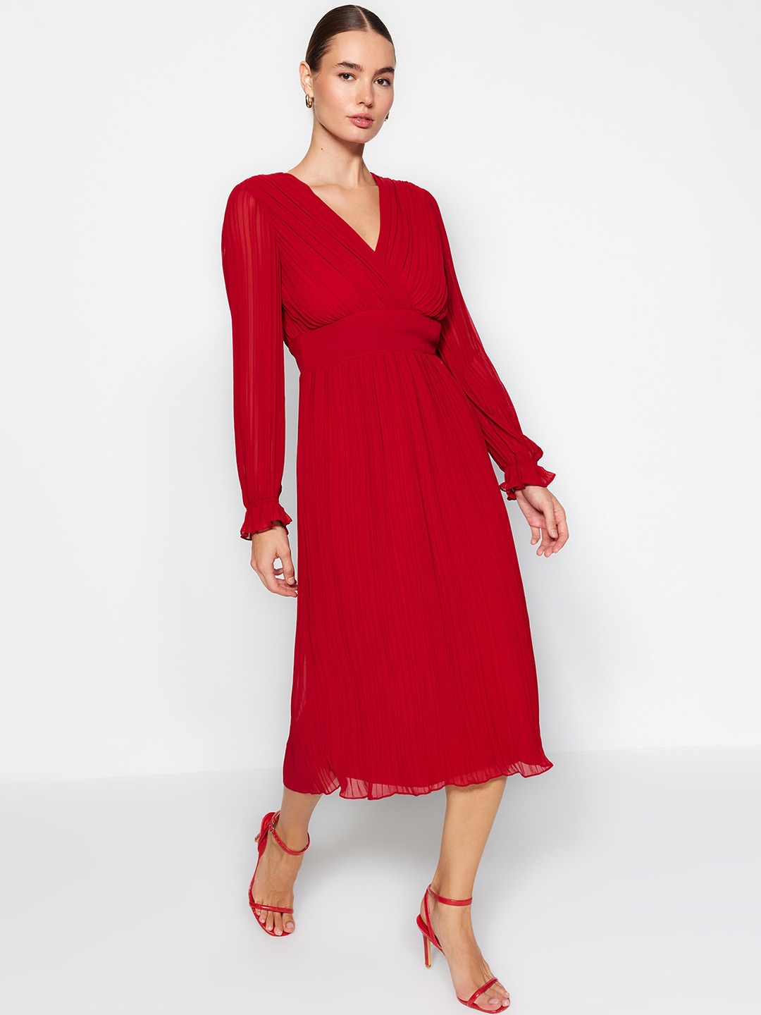 

Trendyol V-Neck Fit & Flare Midi Dress, Red