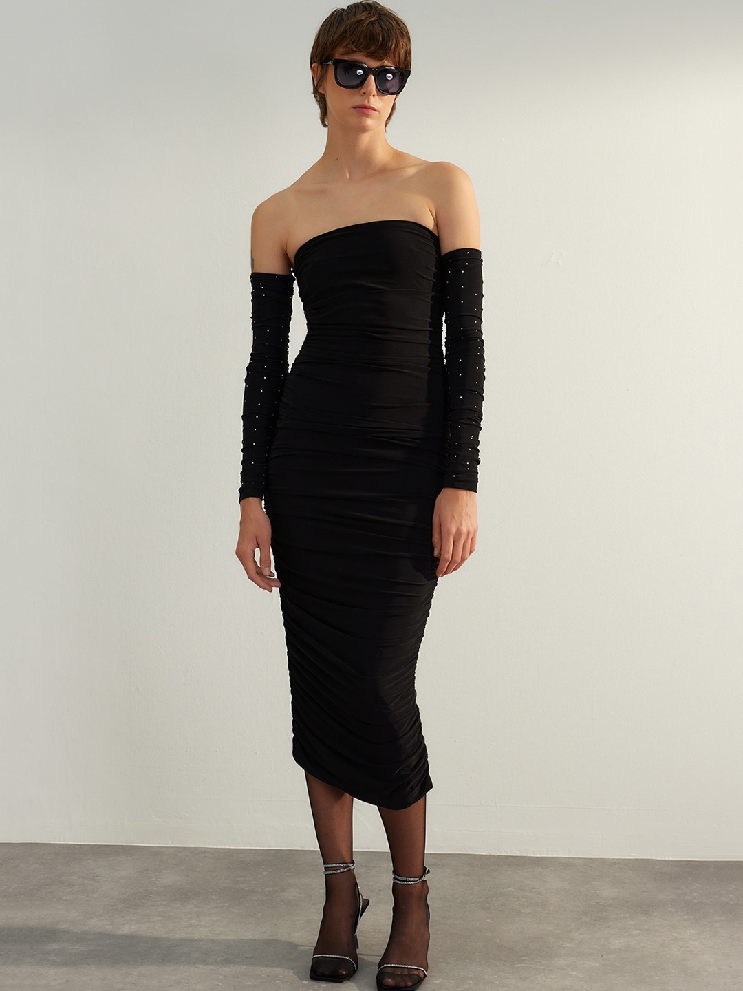 

Trendyol Strapless Bodycon Midi Dress, Black