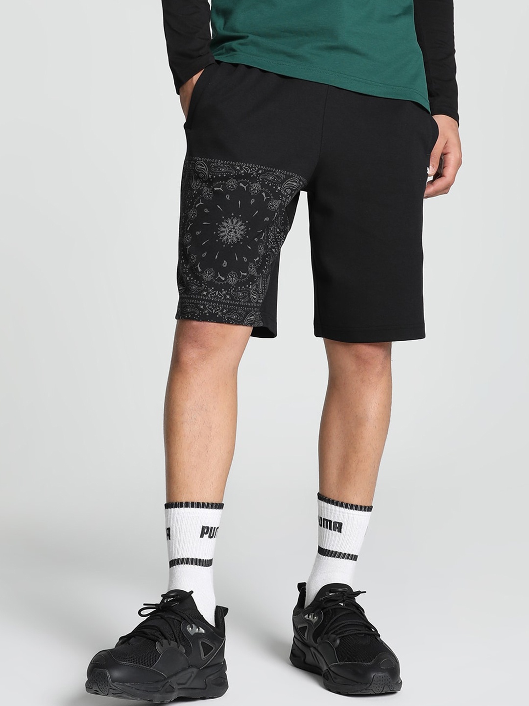 

Puma Men Classic Paisley Printed Relaxed Fit Shorts, Black