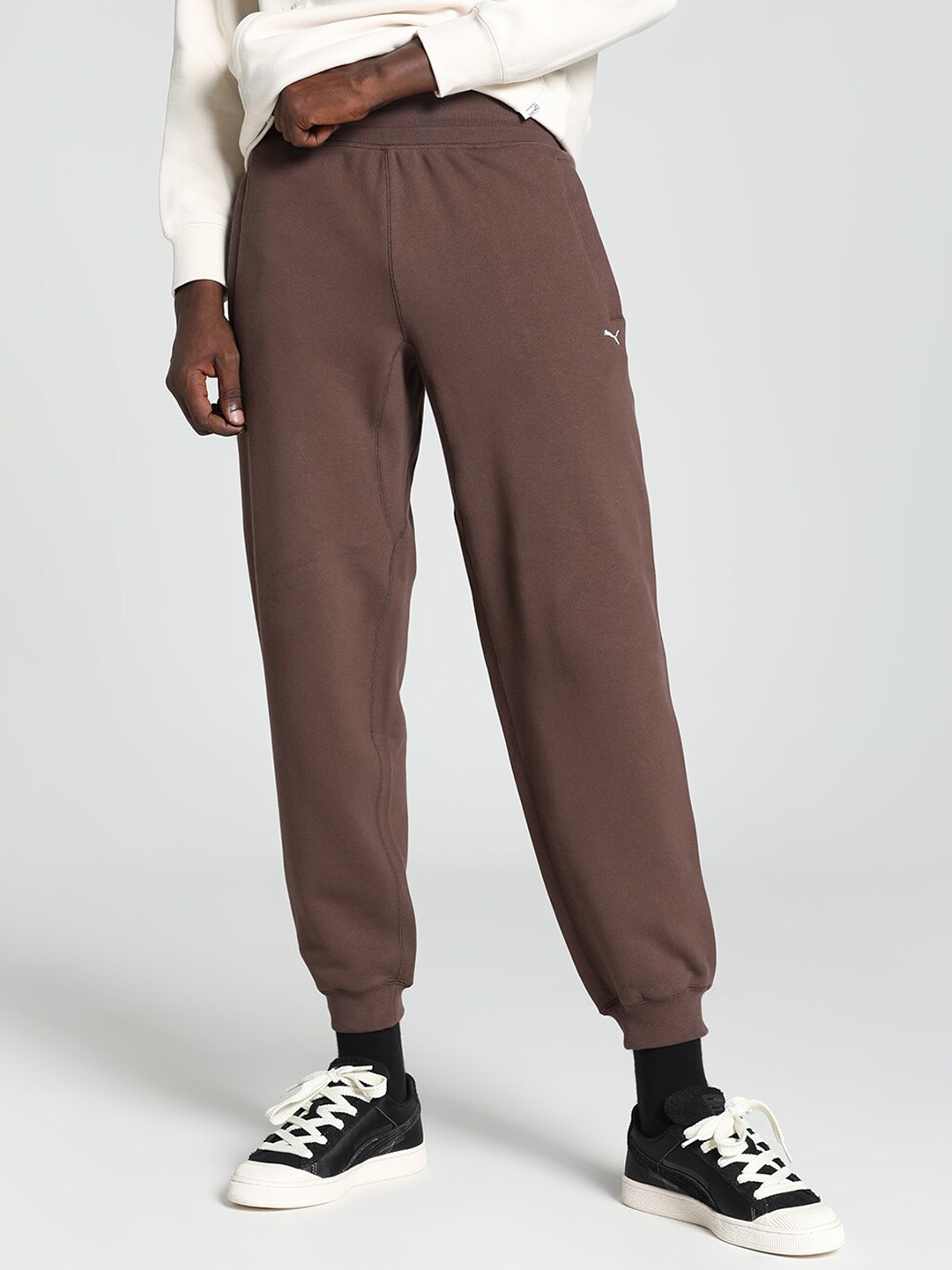 

Puma MMQ Unisex Relaxed-Fit Cotton Joggers, Brown