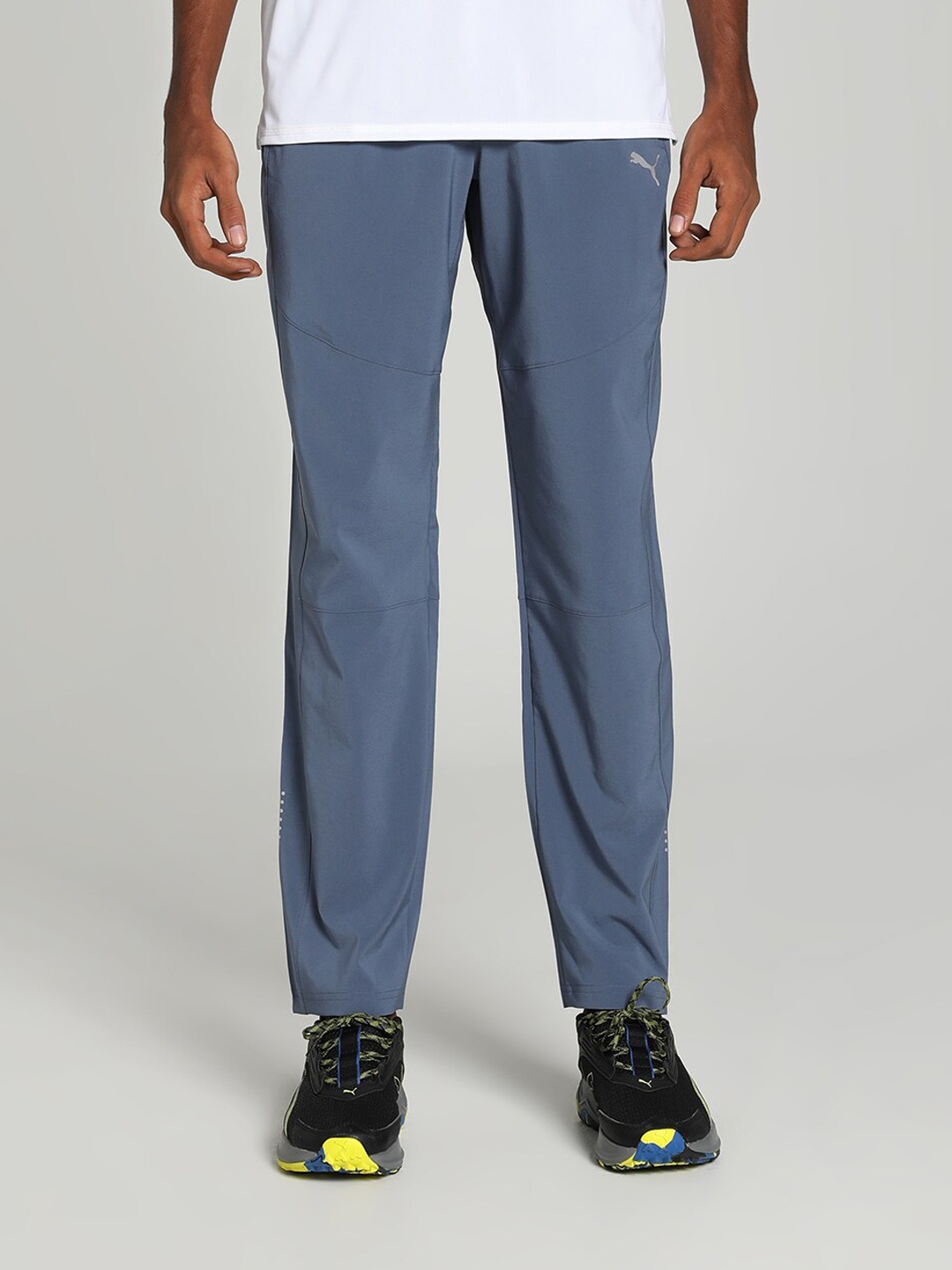 

Puma Men Tapered Woven Running Trackpants, Blue