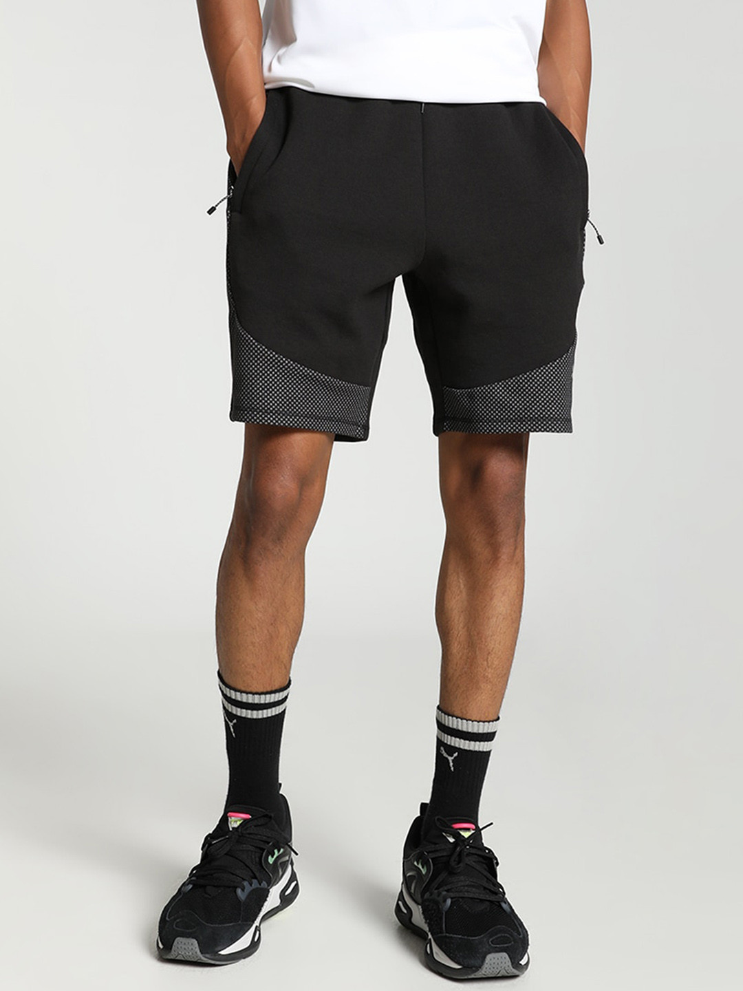 

Puma Mens EVOSTRIPE 8'' Mid-Rise Cotton Sports Shorts, Black