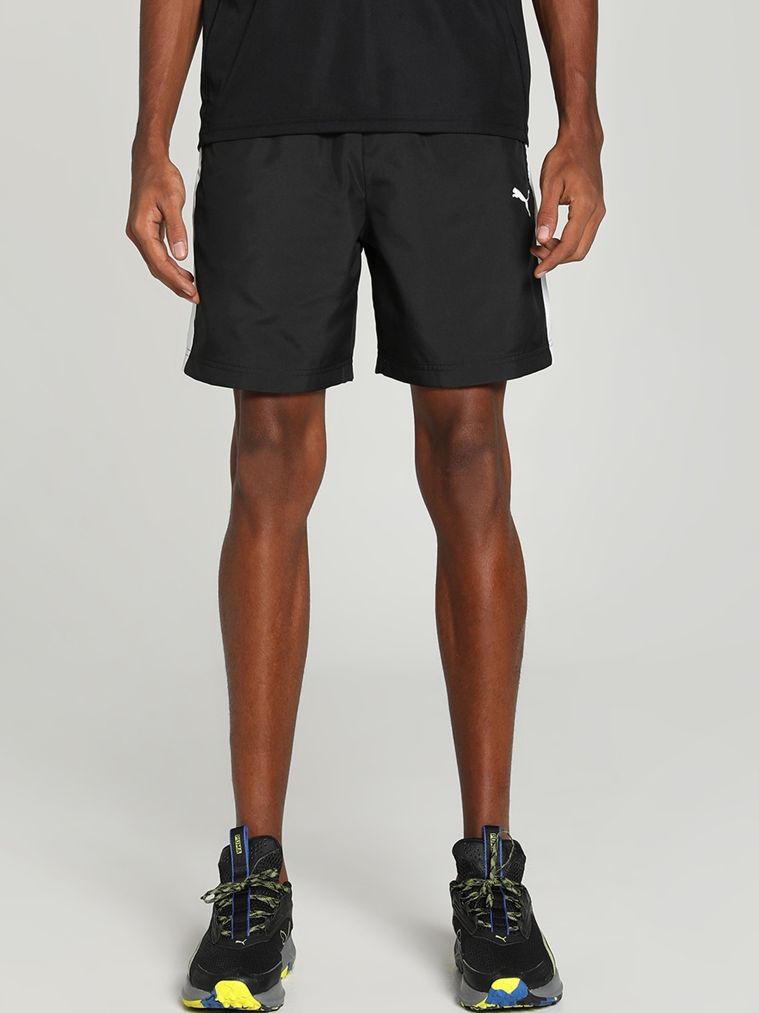 

Puma Mens Zippered Woven Mid-Rise Sports Shorts, Black